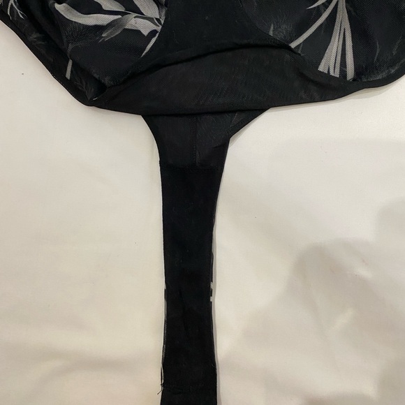 ALLSAINTS Rutland Elia Black Floral Mesh Long Sleeve Mock Neck Bodysuit SZ 2 - Picture 9 of 12